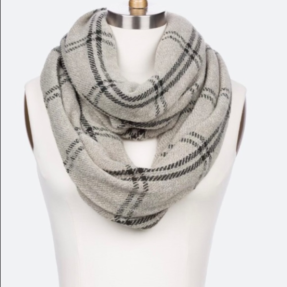 Octavia window pane infinity scarf